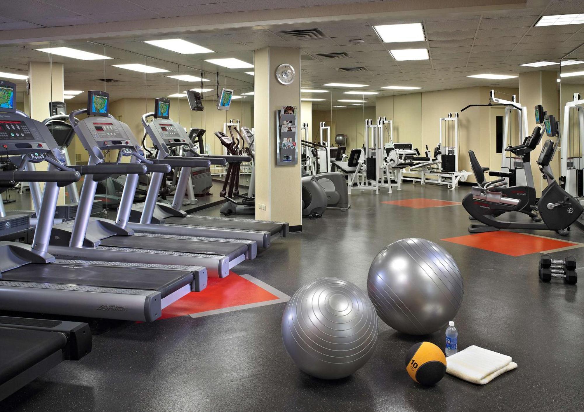 Hilton Chicago Oak Brook Hills Resort & Conference Center Extérieur photo