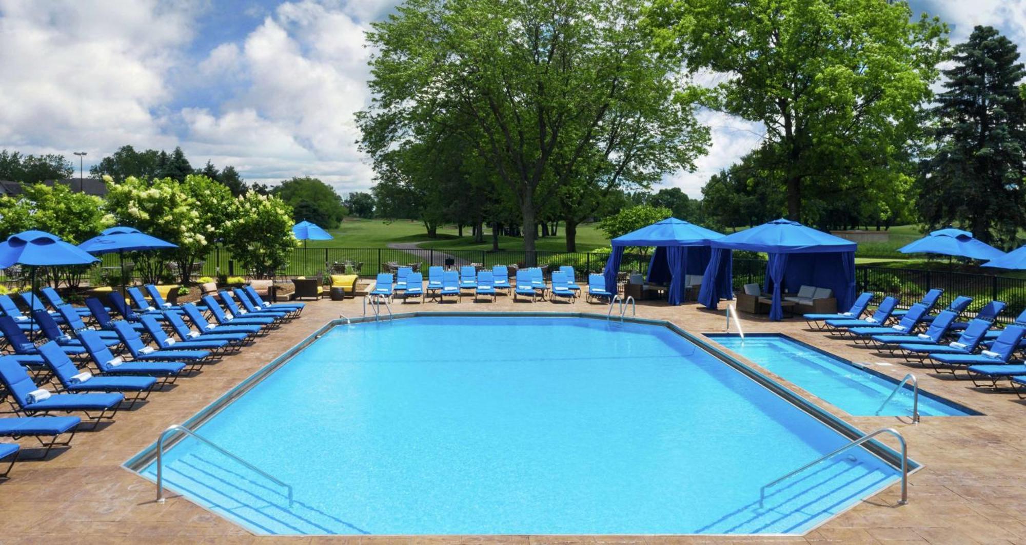Hilton Chicago Oak Brook Hills Resort & Conference Center Extérieur photo