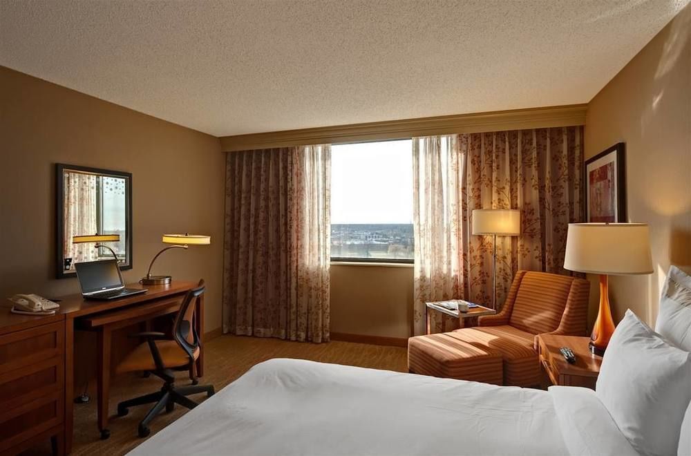 Hilton Chicago Oak Brook Hills Resort & Conference Center Extérieur photo